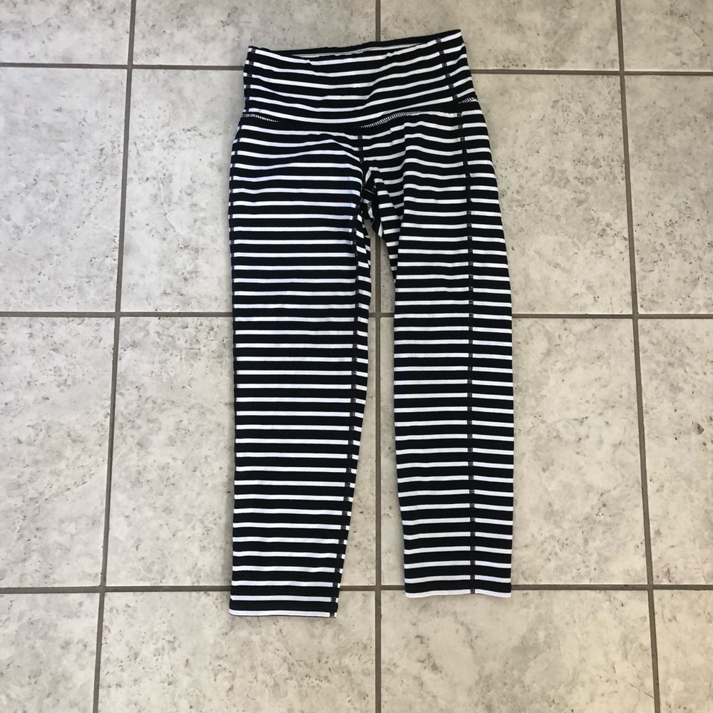 Athleta crops 26 inch xxsmall